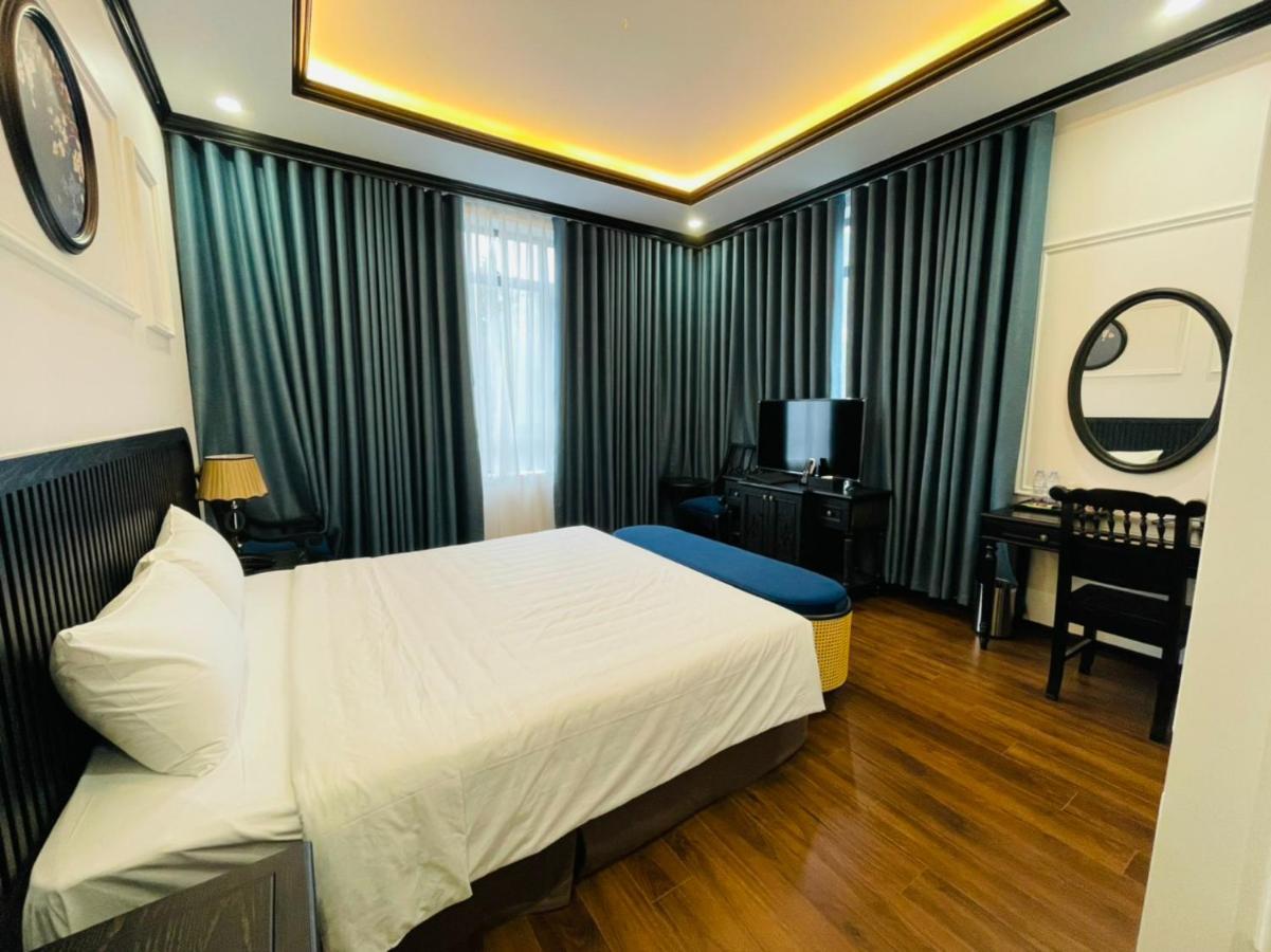 Moma Paris Hotel นิญบิ่ญ ภายนอก รูปภาพ